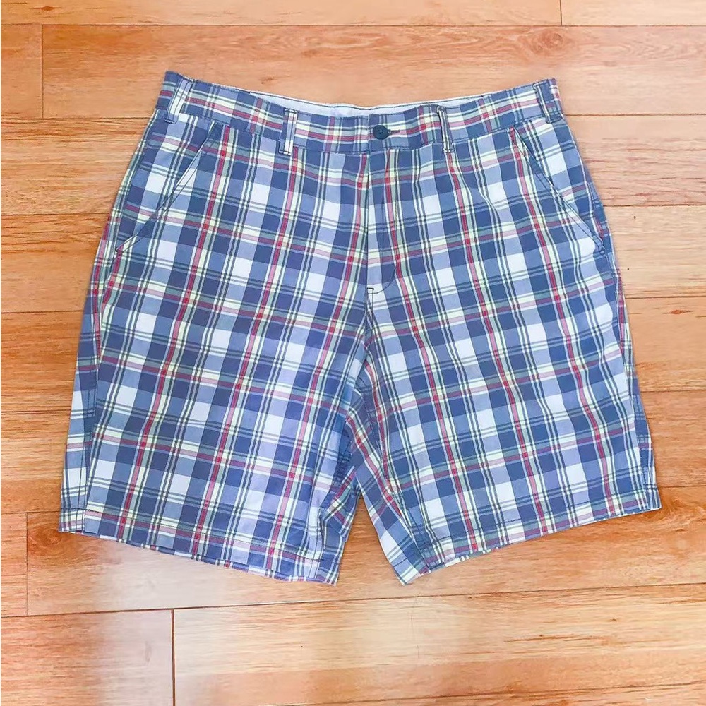 Faded‎ Glory Shorts Men Size 38 red/grey/white /yellow Plaid
